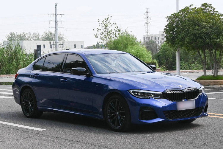 宝马3系 2021款 改款二 325Li M运动曜夜套装车身外观6002