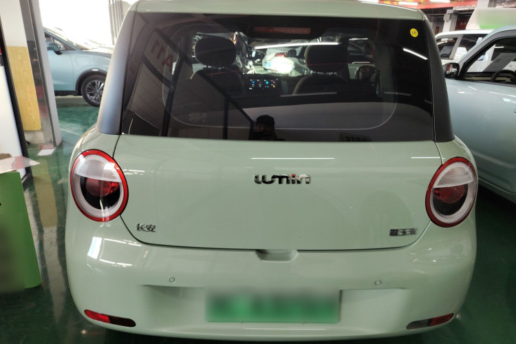 长安启源 长安Lumin 2023款 205km 香沁款车身外观6