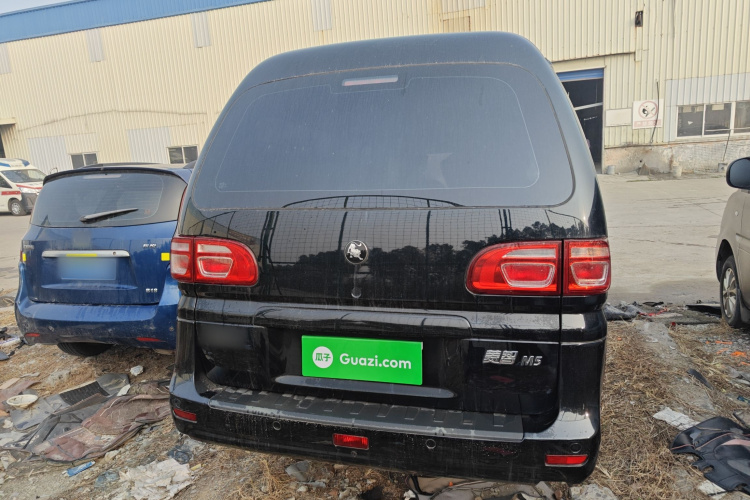 东风风行 菱智 2022款 M5L 1.6L 实用型 7座车身外观6