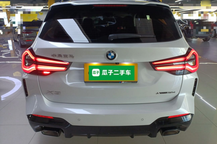宝马X3 2022款 xDrive30i 领先型 M曜夜套装车身外观6