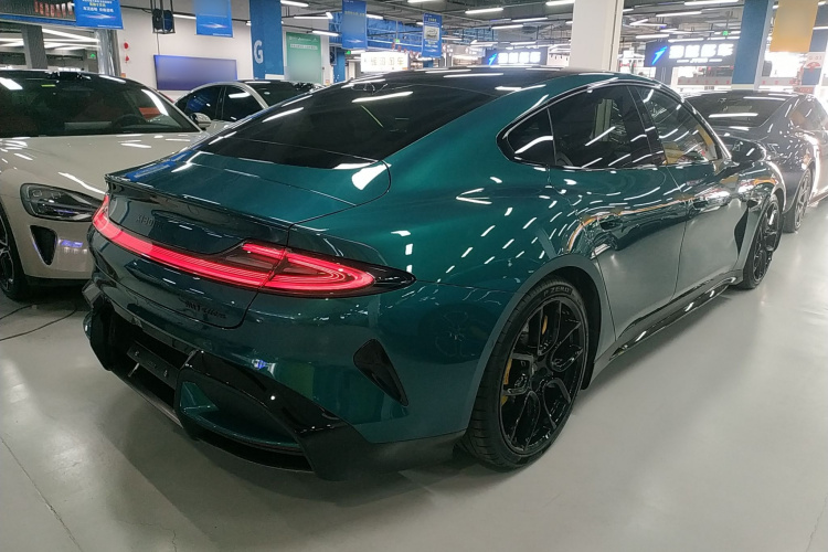 小米汽车 小米SU7 Ultra 2025款 Ultra车身外观6005