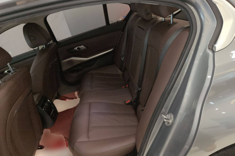 宝马3系 2023款 325Li M运动套装中控内饰21