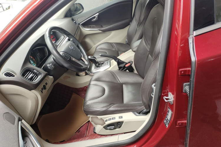 沃尔沃V40 2015款 1.6T 智雅版中控内饰19