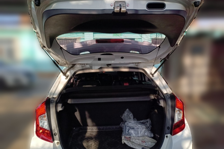 本田 飞度 2018款 1.5L CVT舒适天窗版中控内饰23