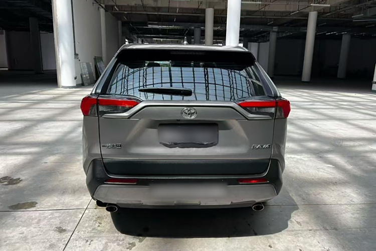 丰田 RAV4荣放 2022款 2.0L CVT两驱风尚Plus版车身外观6007