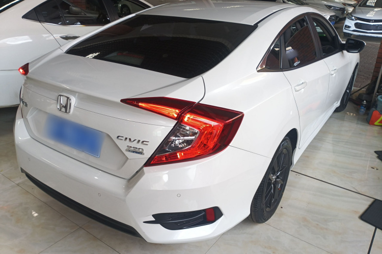 本田 思域 2019款 220TURBO CVT劲动版 国VI车身外观7