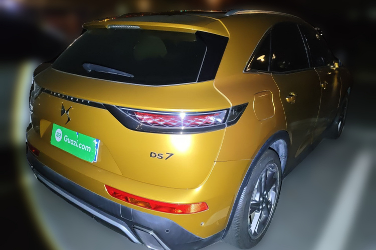 DS 7 2018款 45THP 里沃利先锋版车身外观6005