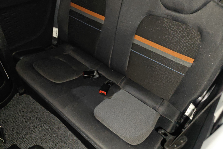 五菱汽车 宏光MINIEV 2022款 轻松款 磷酸铁锂中控内饰7004