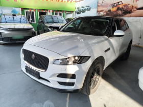 捷豹F-PACE 2018款 2.0T 两驱都市尊享版