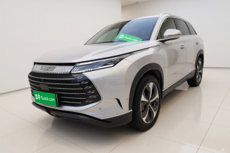 比亚迪 护卫舰07 2023款 DM-p 175KM 四驱旗舰型