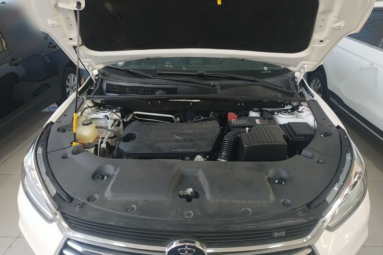 比亚迪 宋 2021款 经典版 1.5T 自动精英型机舱底盘24