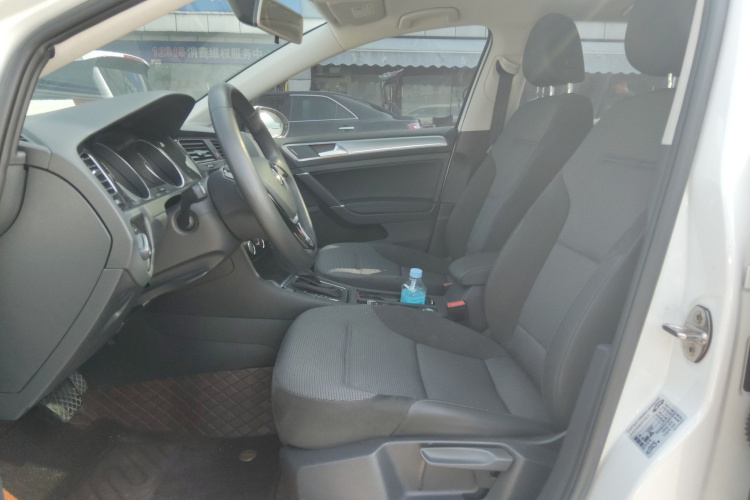 大众 高尔夫 2020款 挚爱版 280TSI DSG舒适型中控内饰19