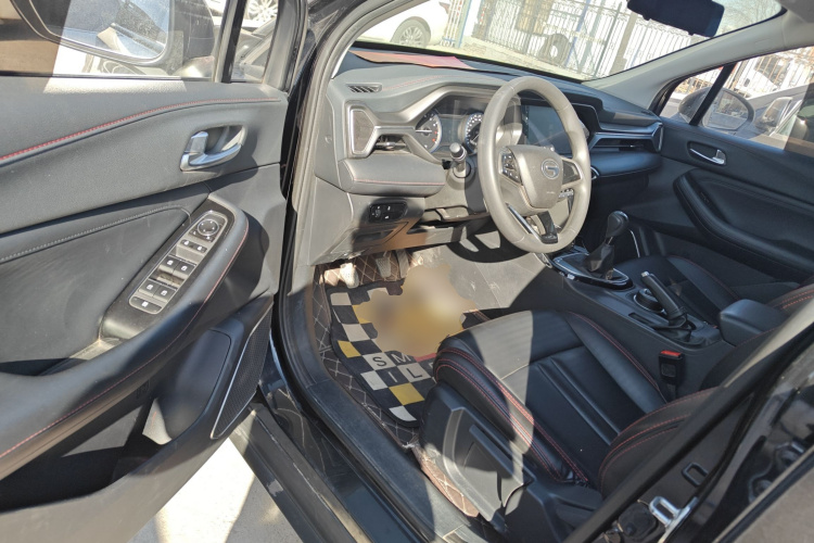 广汽传祺 传祺GS4 2021款 270T 手动舒适版中控内饰20