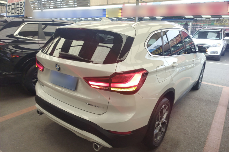 宝马X1 2022款 sDrive25Li 领先型车身外观7