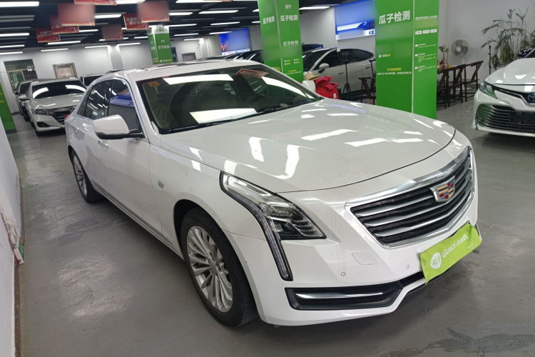 凯迪拉克CT6 2016款 28T 精英型车身外观3