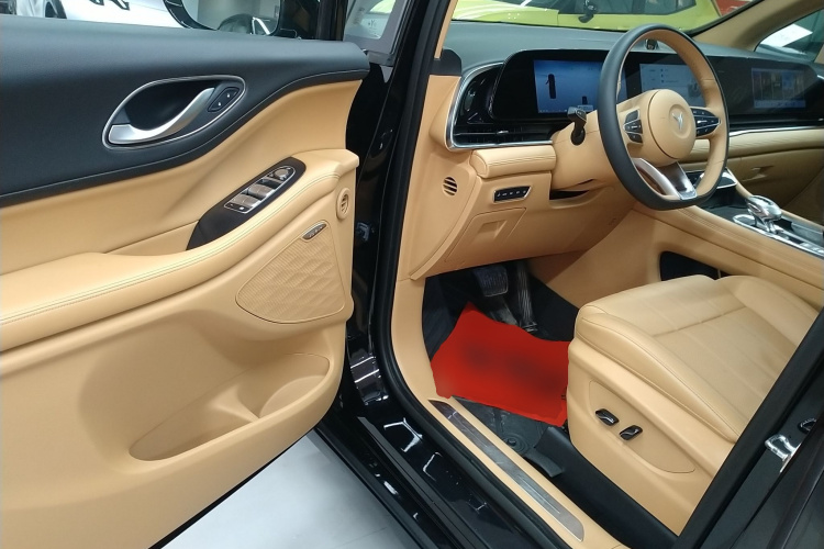 岚图汽车 岚图梦想家 2024款 PHEV 超长续航卓越版中控内饰20