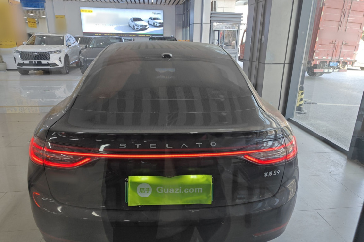 鸿蒙智行 享界S9 2024款 纯电 Ultra 四驱旗舰版车身外观6