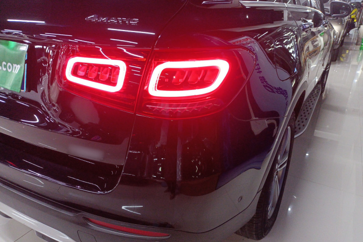 奔驰GLC 2021款 GLC 260 L 4MATIC 动感型车身外观9