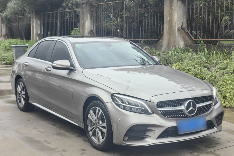 奔驰C级 2019款 C 180 L 时尚型运动版车身外观6002