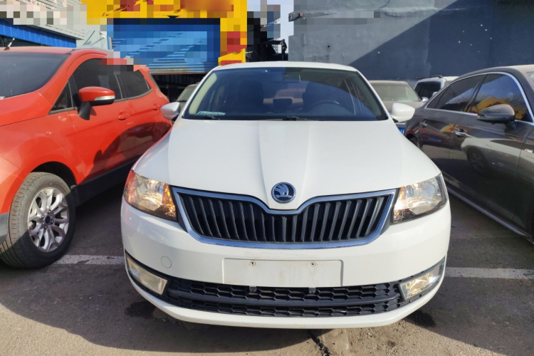 斯柯达 昕锐 2015款 1.6L 手动智选型车身外观2