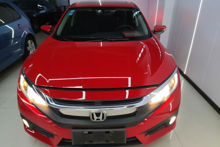 本田 思域 2016款 220TURBO CVT豪华版车身外观2