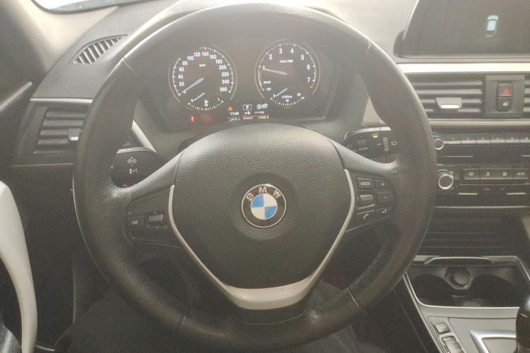 宝马1系(进口) 2018款 118i 领先型局部细节13