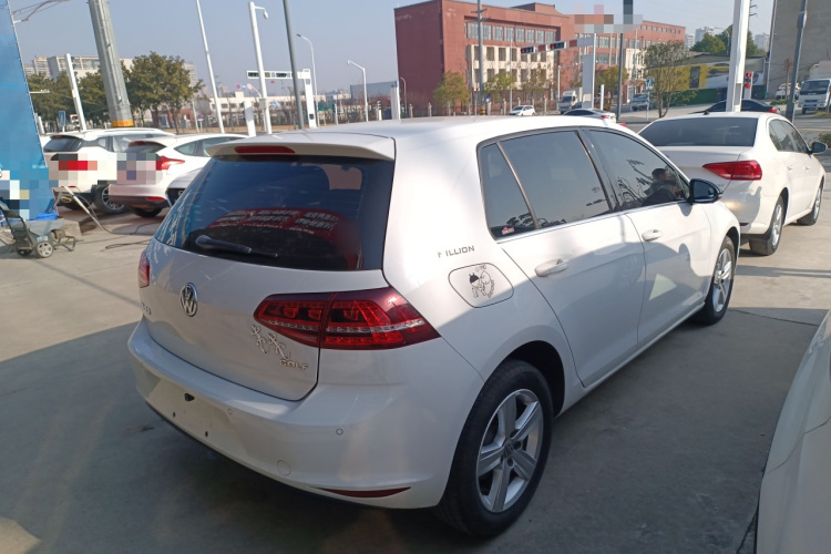 大众 高尔夫 2017款 1.6L 自动舒适百万辆纪念版车身外观7