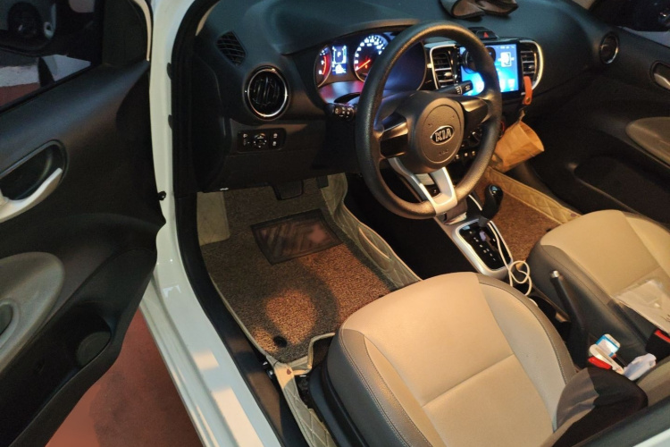 起亚 焕驰 2017款 1.4L 自动智享版Value中控内饰7003