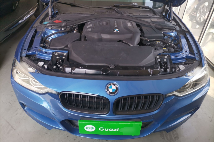 宝马3系 2018款 320Li 领先型M运动套装机舱底盘24