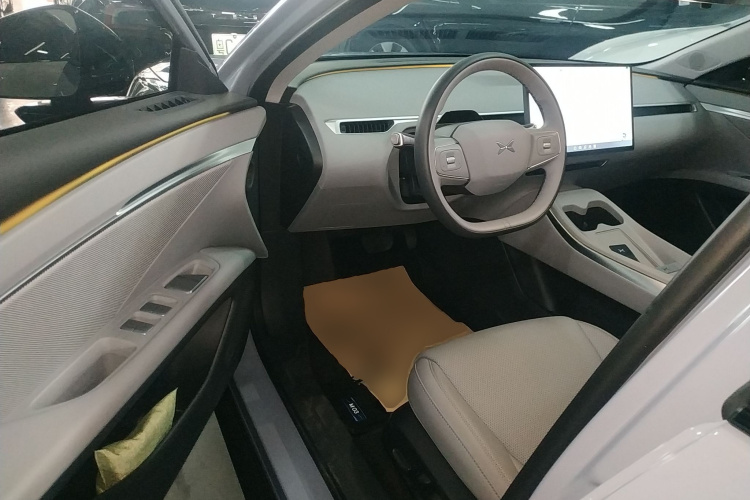 小鹏MONA M03 2025款 502 长续航 Max中控内饰20