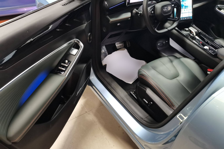 吉利汽车 博越 2024款 1.5TD 智尊版中控内饰20