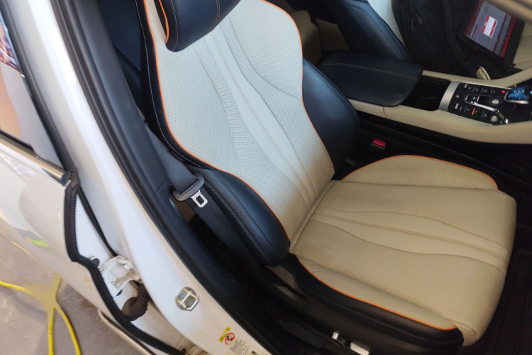 比亚迪 宋PLUS新能源 2021款 EV 旗舰型局部细节41