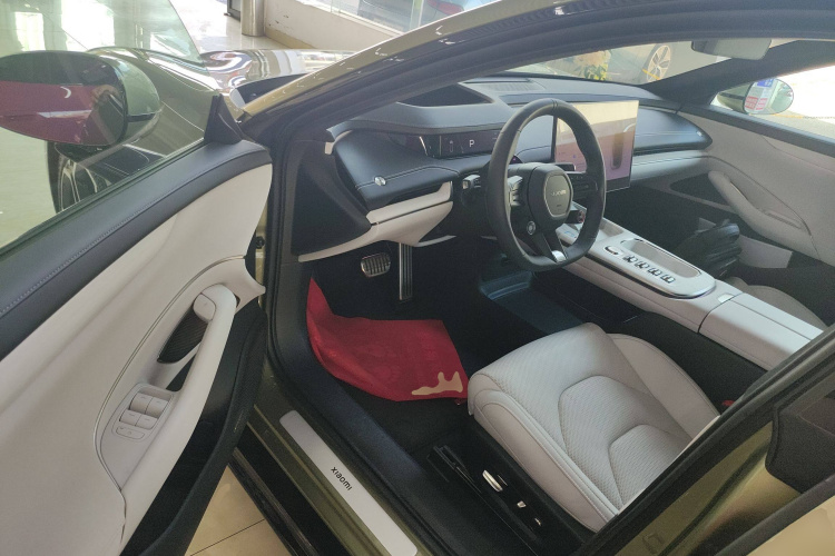 小米汽车 小米SU7 2024款 四驱超长续航高阶智驾Max版中控内饰7003