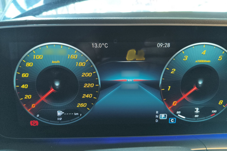 奔驰GLE 2020款 改款 GLE 350 4MATIC 时尚型局部细节14