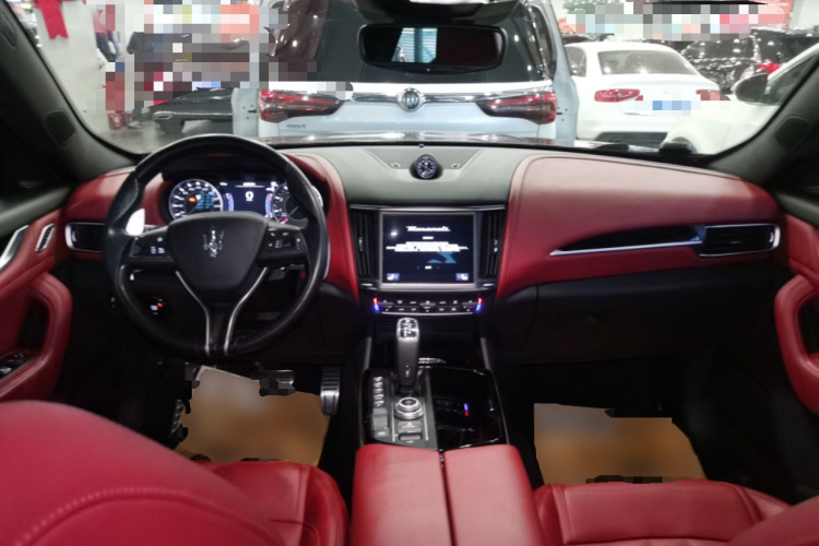 玛莎拉蒂 Levante 2022款 3.0T Modena中控内饰12