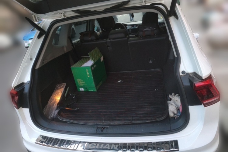 大众 途观L 2018款 380TSI 自动四驱豪华版中控内饰23