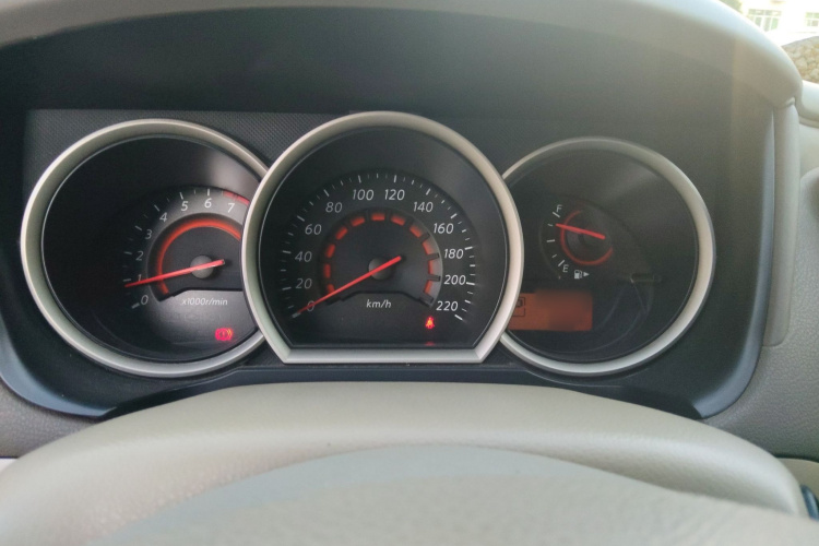 日产 轩逸 2018款 经典 1.6XE+ CVT豪华版局部细节14