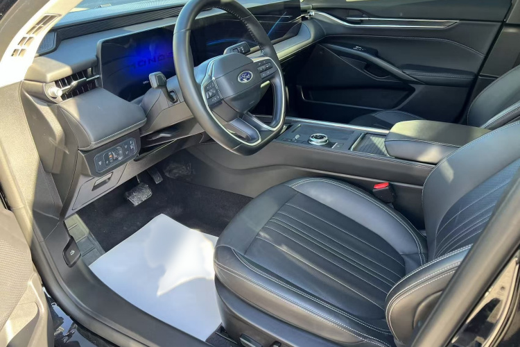 福特 蒙迪欧 2025款 2.0T EcoBoost 豪华型中控内饰7003