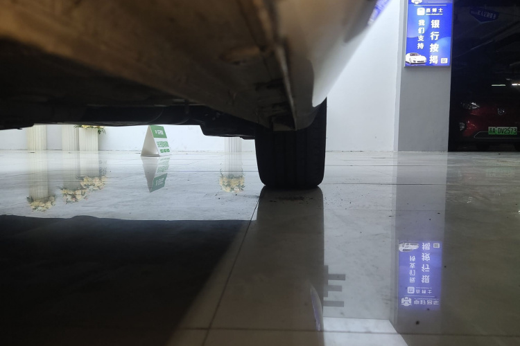 长安 逸动 2019款 蓝鲸版 280T GDI DCT极速型局部细节9002