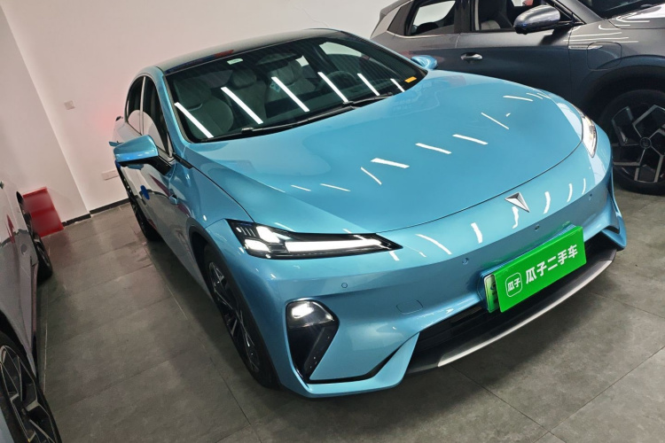 深蓝汽车 深蓝L07 2024款 300Max乾崑智驾ADS SE增程版车身外观6002