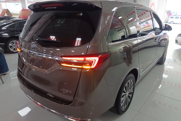 别克GL8 2021款 陆上公务舱 652T 豪华型车身外观6005