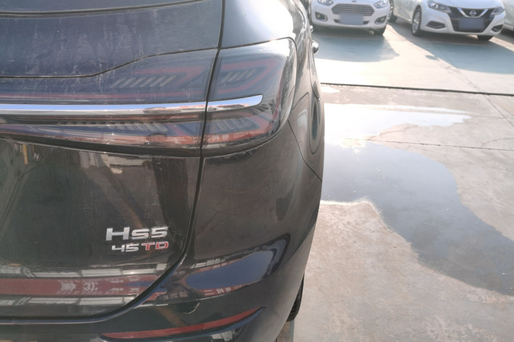 红旗HS5 2025款 2.0T 两驱旗享Pro版车身外观6003