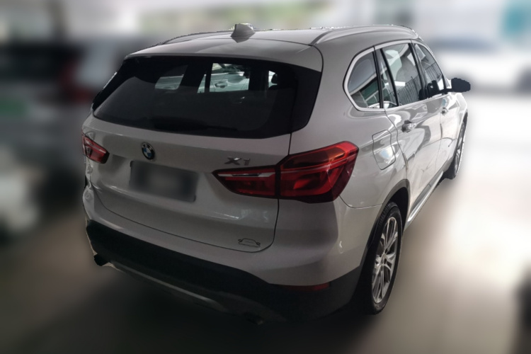 宝马X1 2018款 sDrive20Li 领先型车身外观7