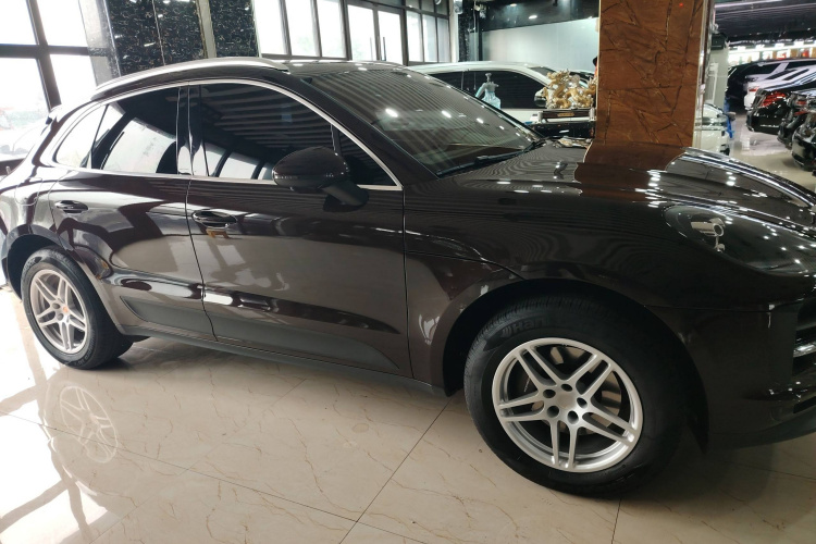 保时捷 2018款 Macan 2.0T车身外观6002