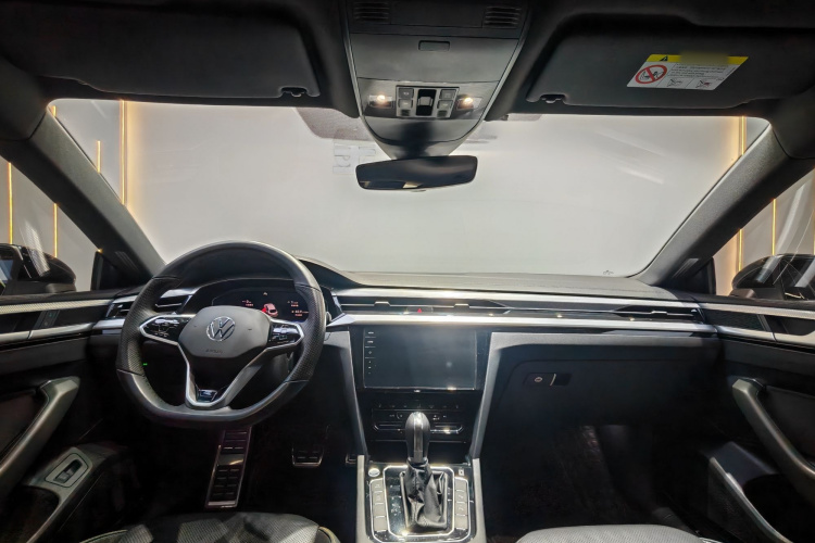 一汽-大众CC 2021款 380TSI 夺目版30周年纪念版中控内饰7003