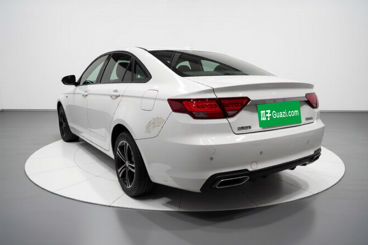 吉利汽车 帝豪GL 2018款 1.8L DCT精英智联型车身外观5