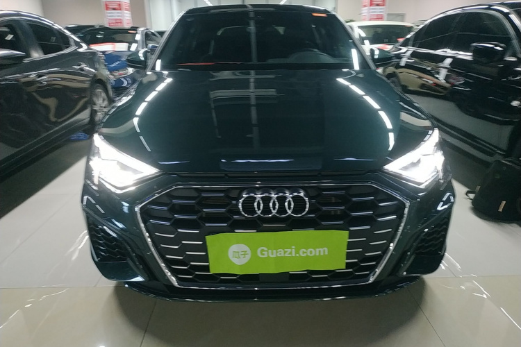 奥迪A3 2024款 Sportback 35 TFSI 时尚运动型车身外观6001