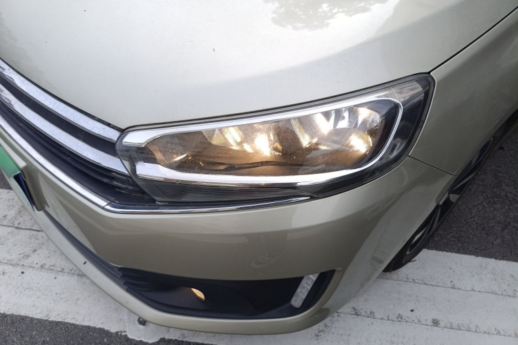 雪铁龙 C4世嘉 2018款 1.6L 自动豪华型局部细节36