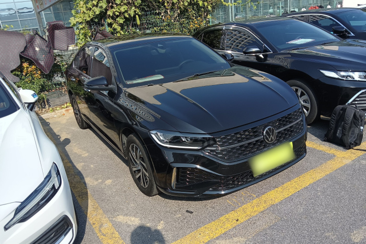 大众 朗逸 2024款 300TSI DSG星空领先版车身外观3