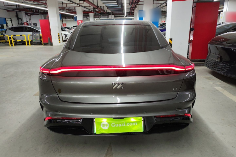 智己汽车 智己L7 2023款 Elite车身外观6